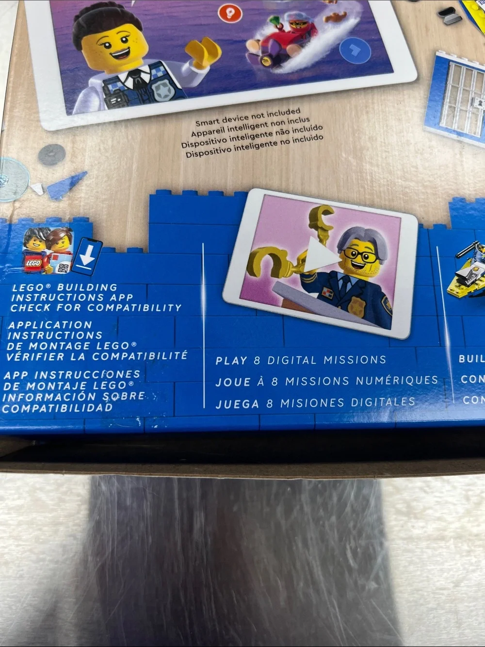 LEGO City Water Police Detective Boat Missions Set - Picture 5 of 8
